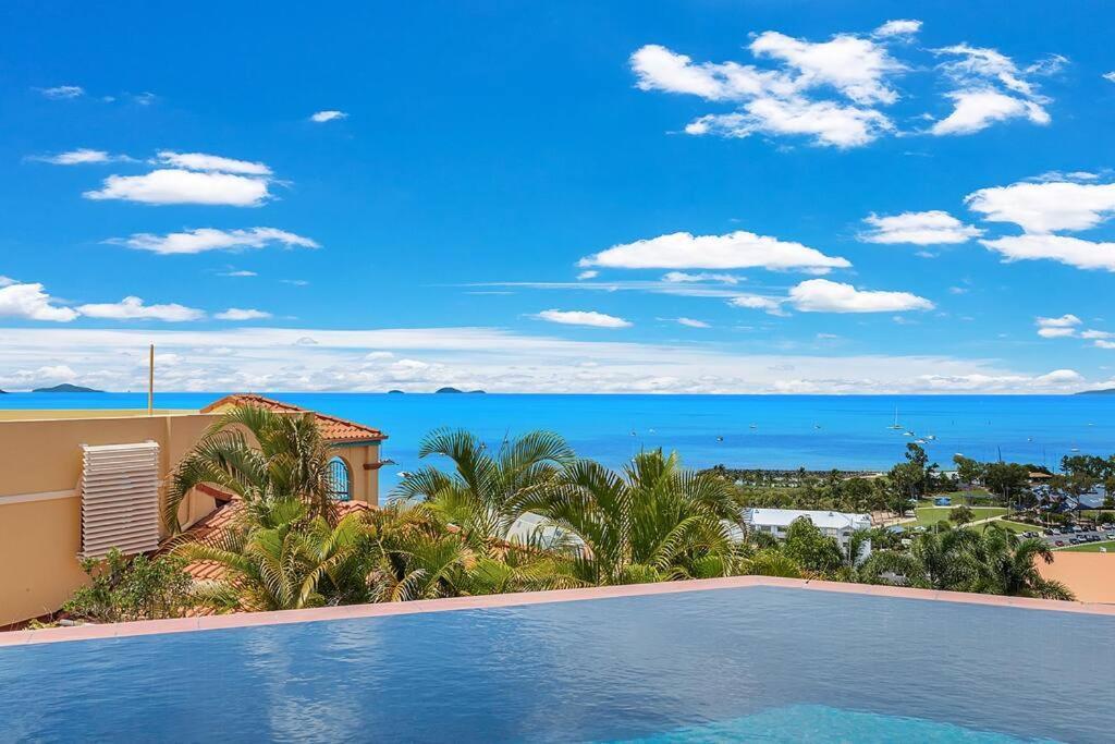 Aqua Vista Apartment Airlie Beach Exterior photo